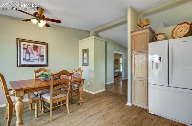 4048 Gray Fox Heights