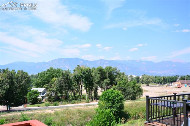 4570 Windmill Creek Way