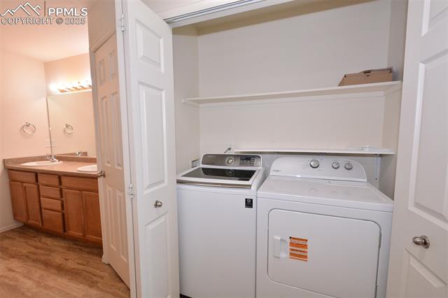 4570 Windmill Creek Way