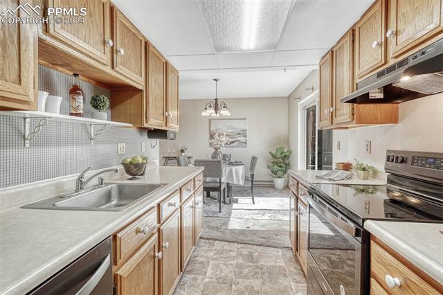 5020 Rainbow Harbour Circle