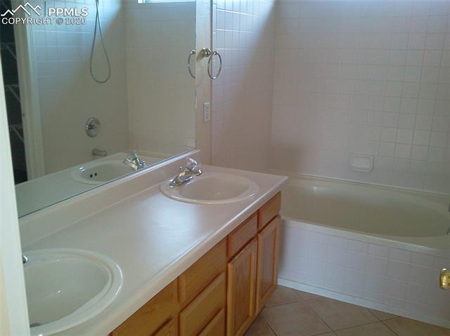 1143 Scarlet Oak Drive