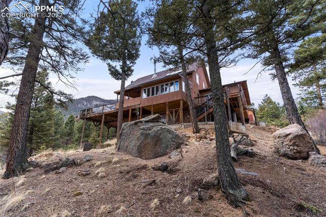 6235 Derby Rock Loop