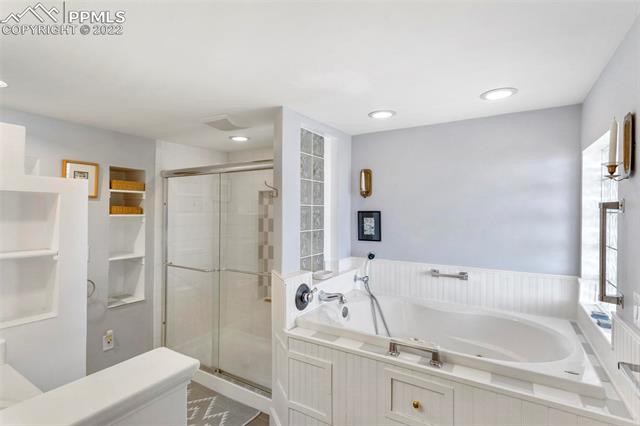 6235 Derby Rock Loop