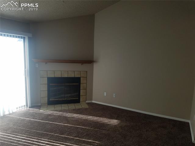 4527 Lamplighter Circle