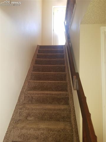 4527 Lamplighter Circle