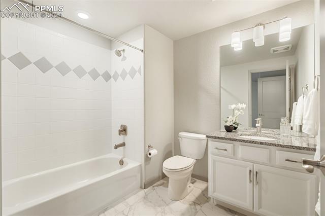 11526 Silver Charm Way