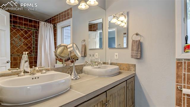 1494 Deerpath Road