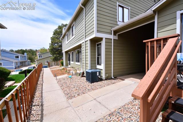 2761 Hearthwood Lane