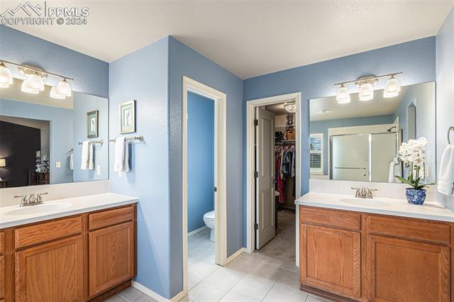 6077 Cumbre Vista Way