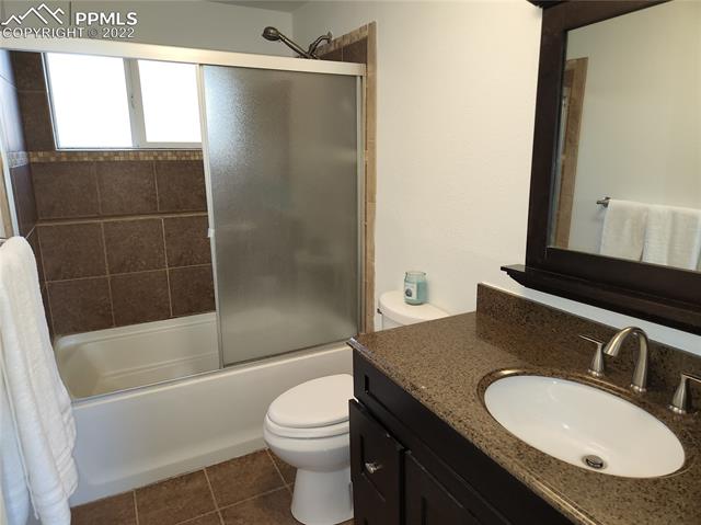 3295 Oro Blanco Drive