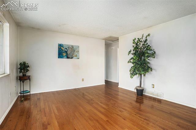 3295 Oro Blanco Drive