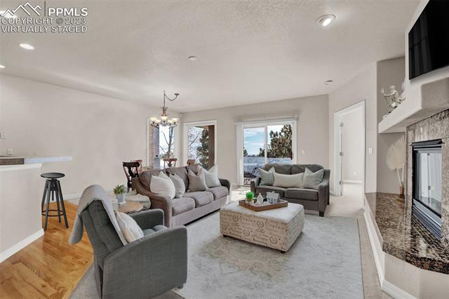 2617 Twin Harbor Heights