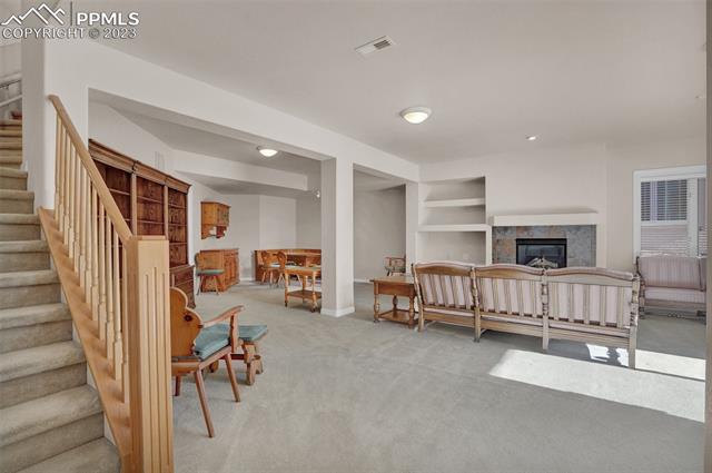 2617 Twin Harbor Heights