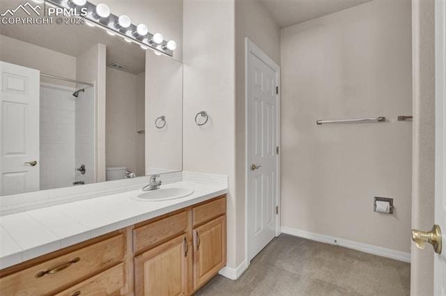 2617 Twin Harbor Heights