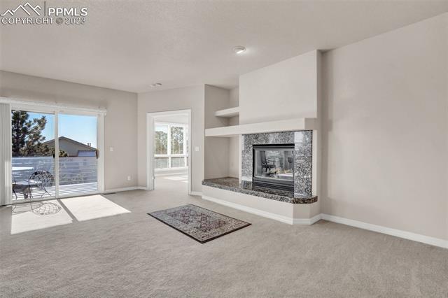 2617 Twin Harbor Heights