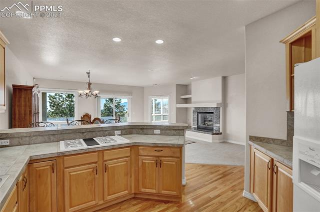 2617 Twin Harbor Heights