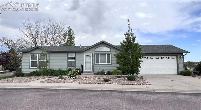 4661 Gray Fox Heights