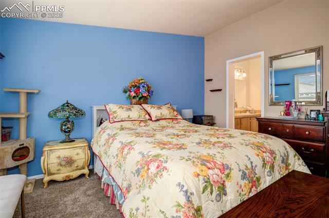 4661 Gray Fox Heights