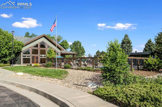 4661 Gray Fox Heights