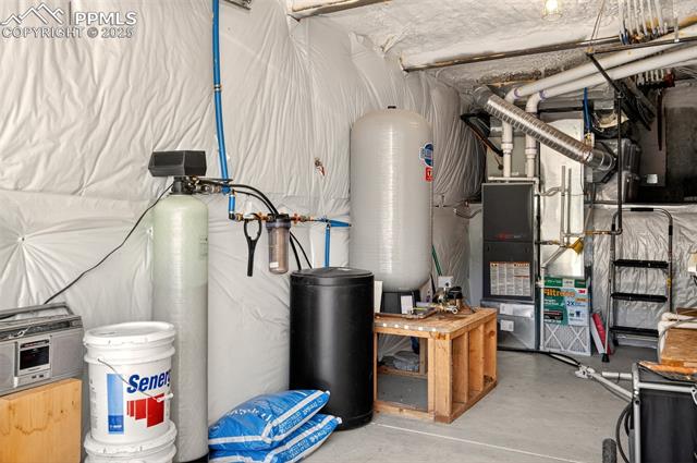 5320 Lost Cabin Road