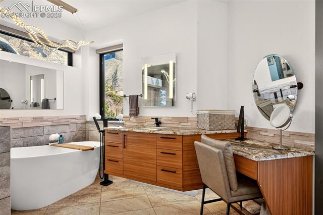 5320 Lost Cabin Road