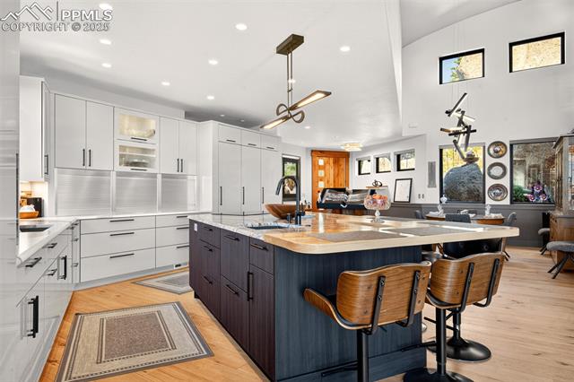 5320 Lost Cabin Road