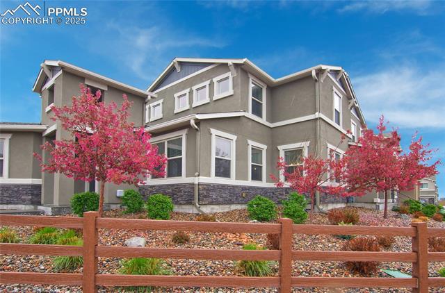 3228 Bewildering Heights