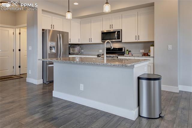 3228 Bewildering Heights