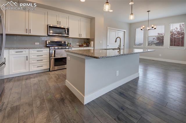 3228 Bewildering Heights