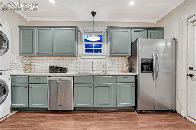 2116 W Cucharras Street