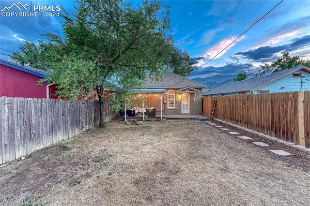 2116 W Cucharras Street