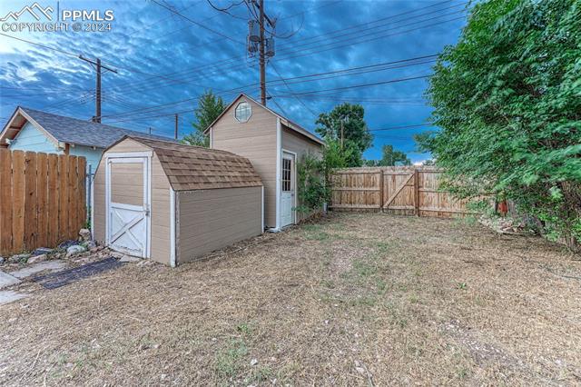 2116 W Cucharras Street