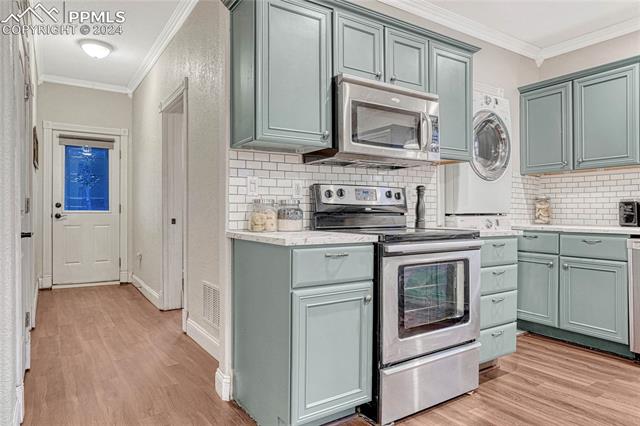 2116 W Cucharras Street