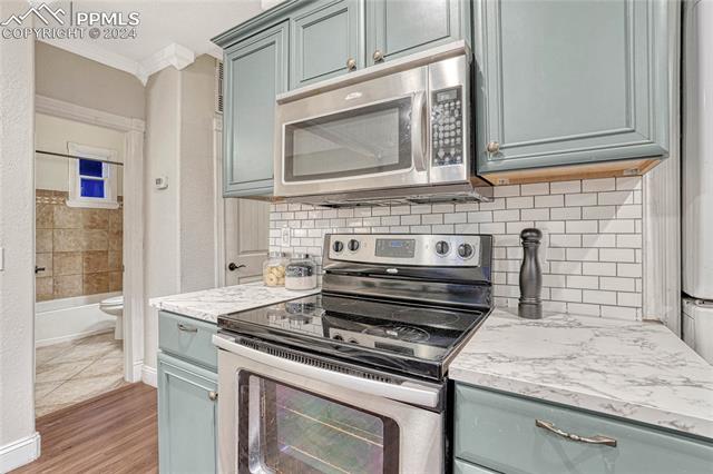 2116 W Cucharras Street