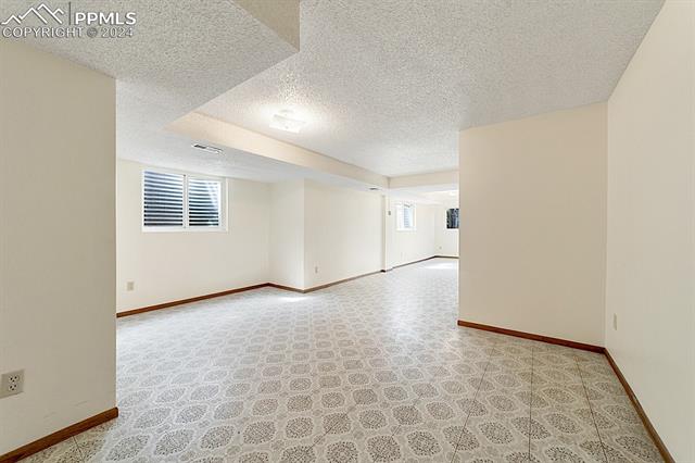 1054 Hans Brinker Street