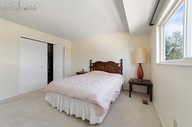 1054 Hans Brinker Street