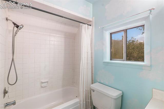 2522 W Vermijo Avenue