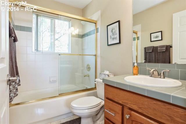 20 Villegreen Street