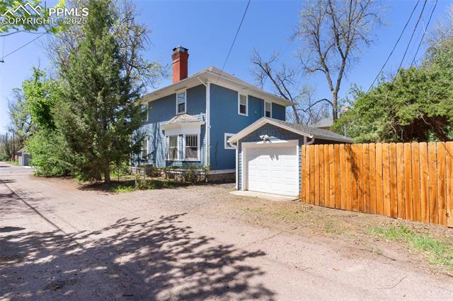 20 W Caramillo Street