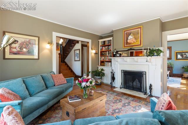 20 W Caramillo Street