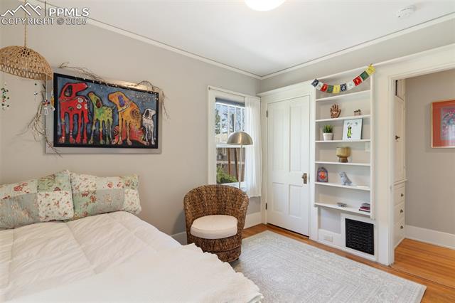 20 W Caramillo Street