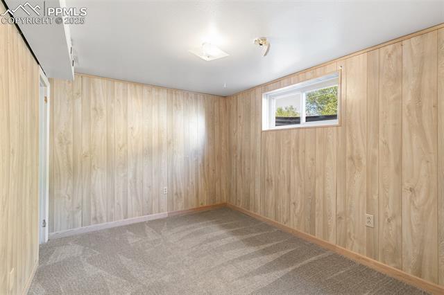 1215 Hartford Street