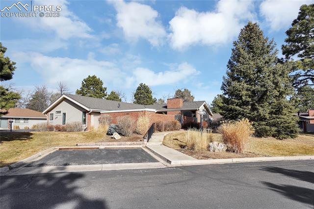 2723 Fawn Grove Court