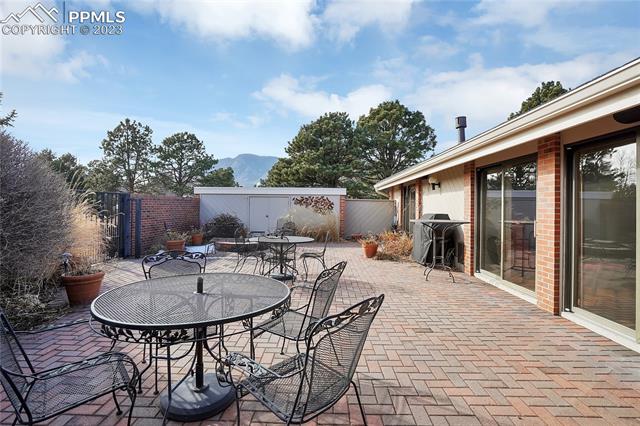 2723 Fawn Grove Court
