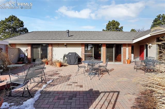 2723 Fawn Grove Court