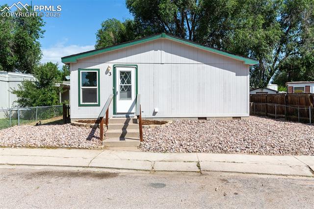 3 Jemez Lane