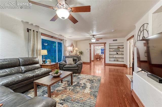 1313 E Platte Avenue