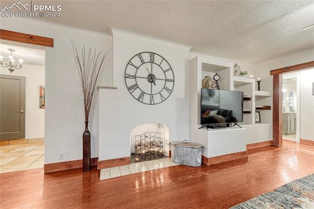 1313 E Platte Avenue