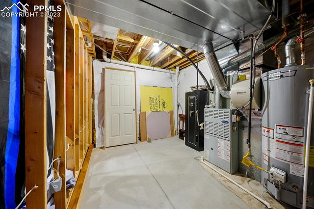 6147 Maroon Mesa Drive