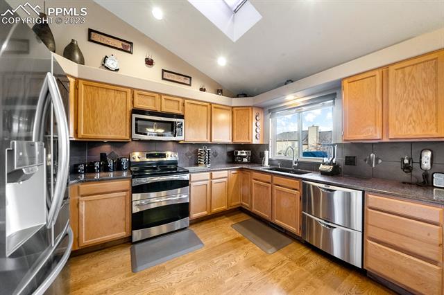 6147 Maroon Mesa Drive